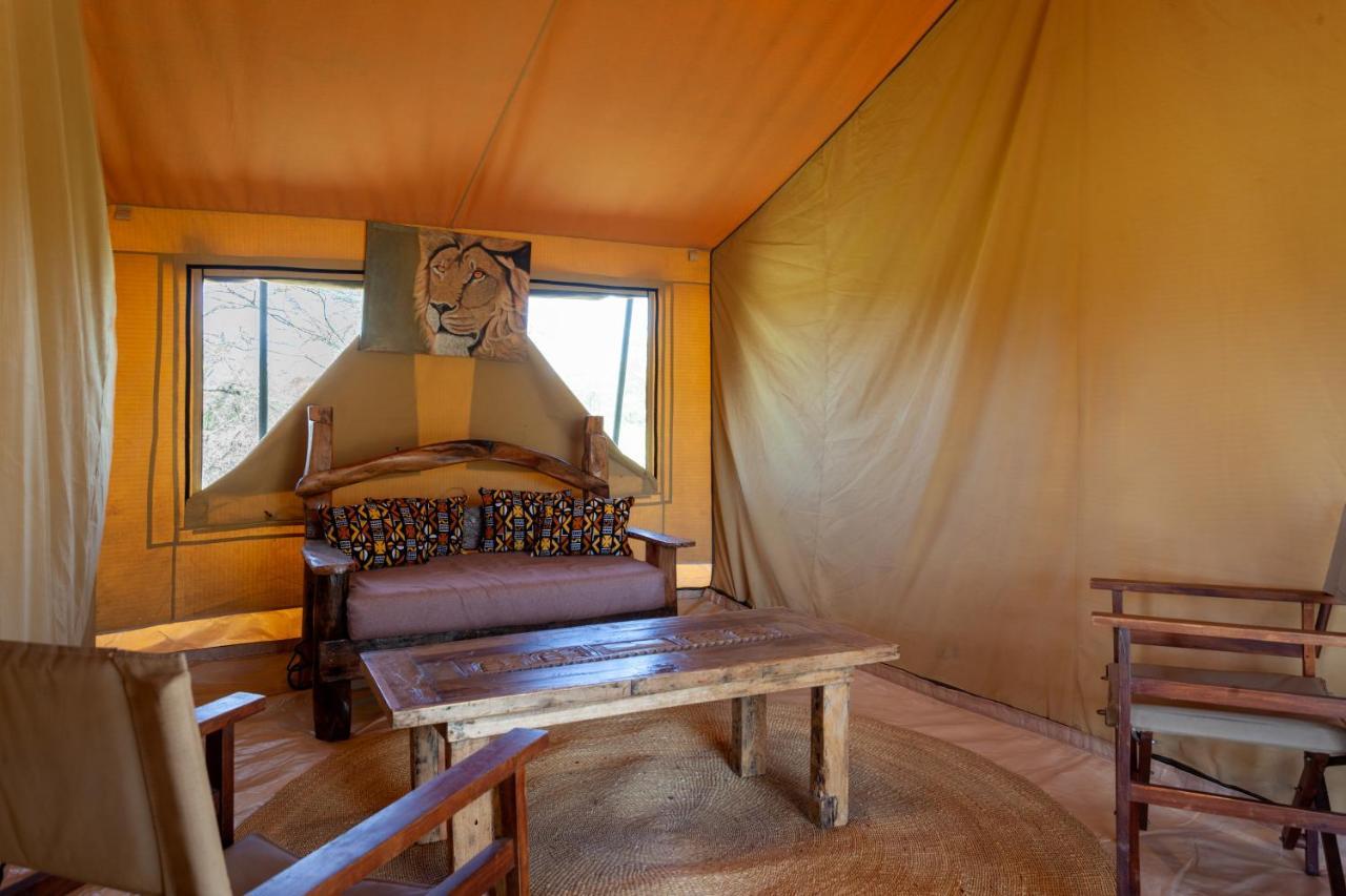Gnu Mara River Camp Серенгети Экстерьер фото